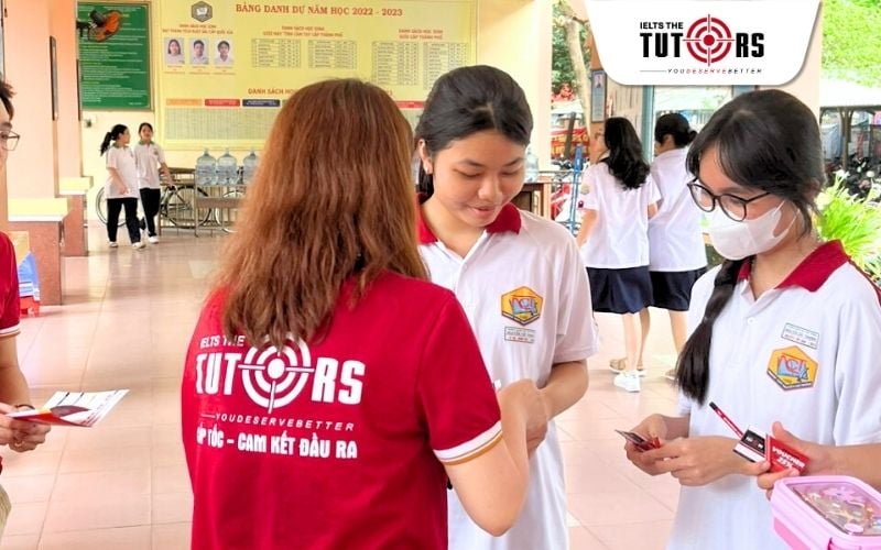 School Tour Nguyen Chi Thanh 10