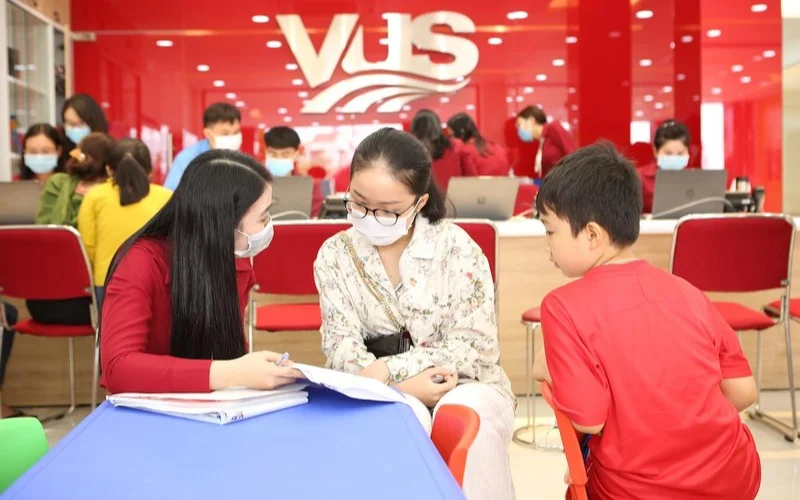 IELTS online ở đâu tốt nhất - VUS
