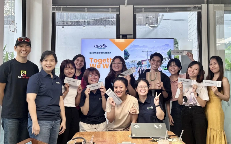 trung tâm tiếng anh giao tiếp quận 10 Axcela Vietnam 1