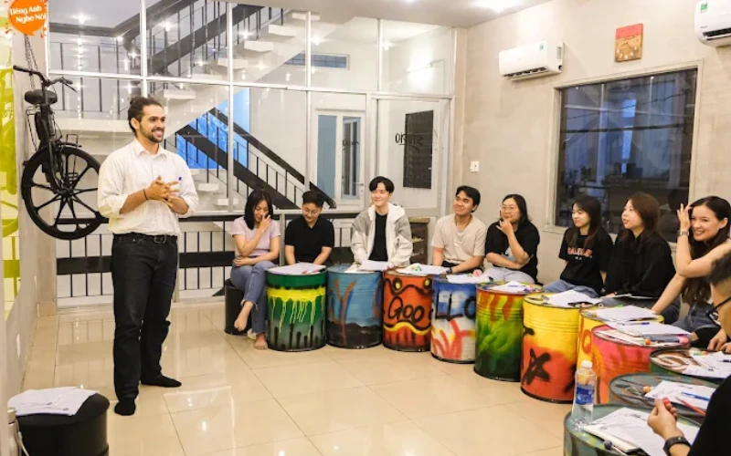 trung tâm tiếng anh nghe nói 4