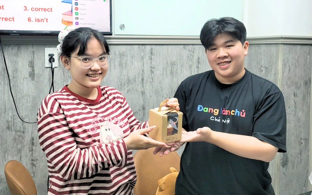 CS1 Hoat dong noi bat 03 200426