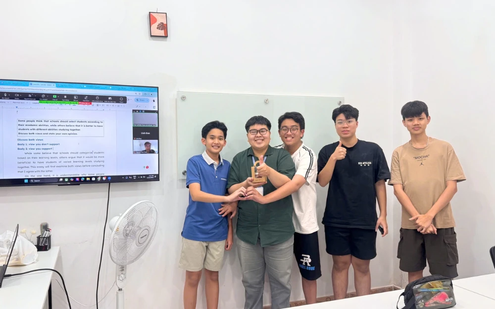 CS2 Hoat dong noi bat 04 200426